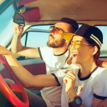 Alquila un coche sin carnet en Cádiz en verano