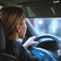 Consejos prácticos para conducir un coche de manera segura y responsable