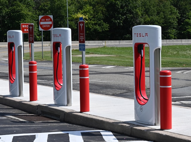 Coches Eléctricos Sin Carnet en Sevilla: El Futuro de la Movilidad Accesible